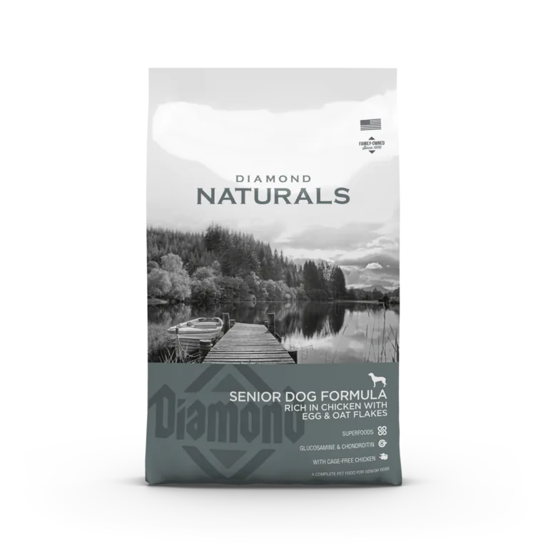 Diamond Naturals Senior Dog Formula, Rich in Chicken with Egg & Oat Flakes, dry dog food bag
